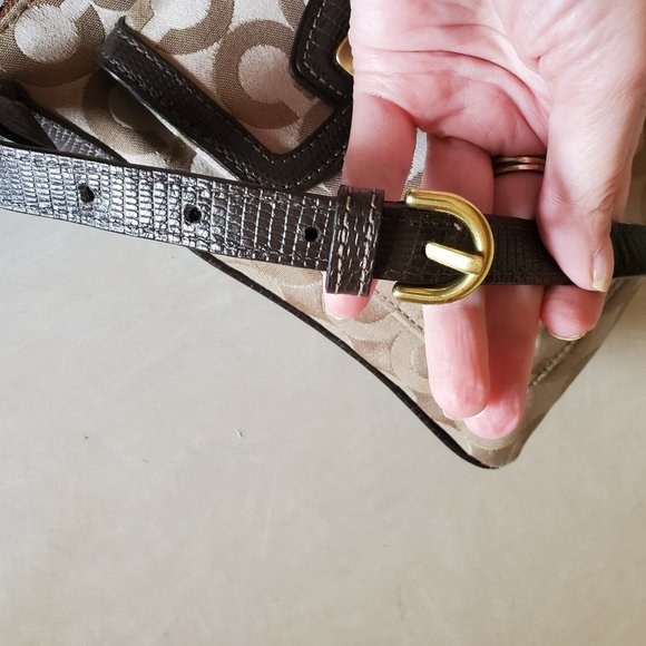 Euc Coach Signature Crossbody Bag Shoulder Purse - Picture 3 of 8